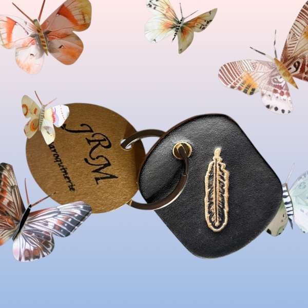 Porte-clefs JRM maroquinerie Plume – Image 2